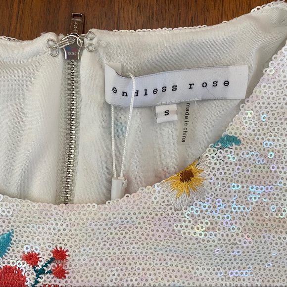 Endless Rose Sequin Floral Peplum Too Size Small - Picture 2 of 7